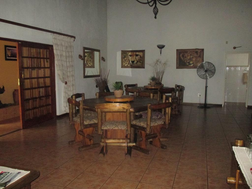 Royal Kruger Lodge Marloth Park Bagian luar foto